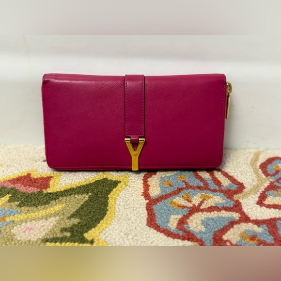 YVES SAINT LAURENT Leather Classic Y Ligne Clutch/Zip-Around Wallet - Fuchsia - Picture 2 of 16